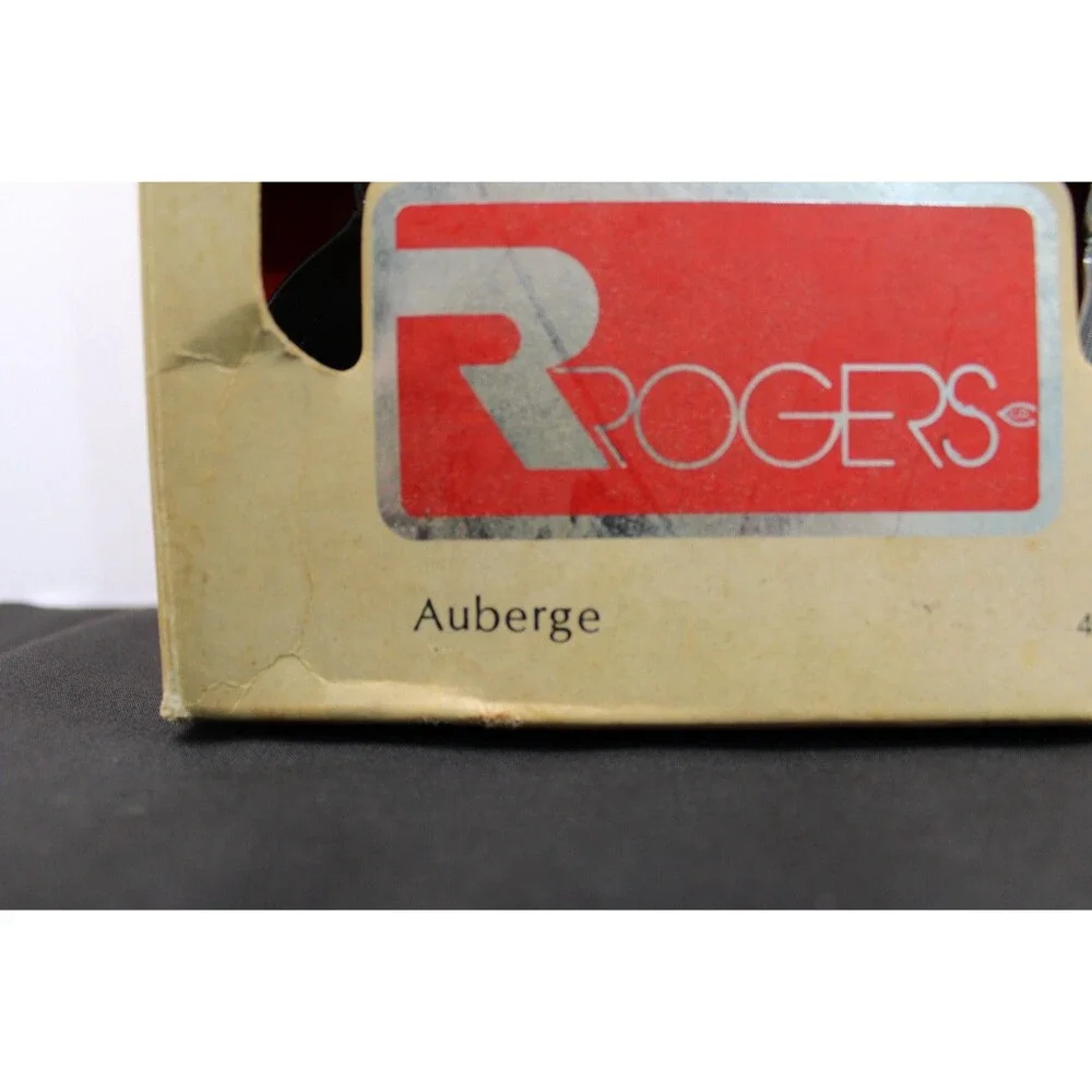 Vintage NEW Rogers Stainless Tableware Auberge 44 piece Service for 8 SEALED